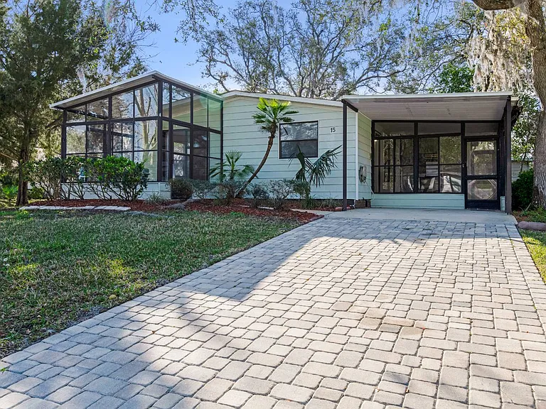 Updated Florida Retreat in The Falls at Ormond Beach