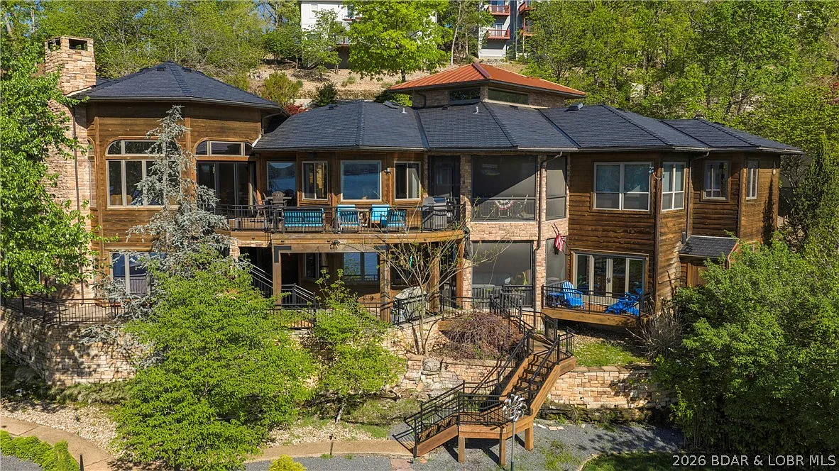 Stunning Lake Ozark Retreat with Scenic Views