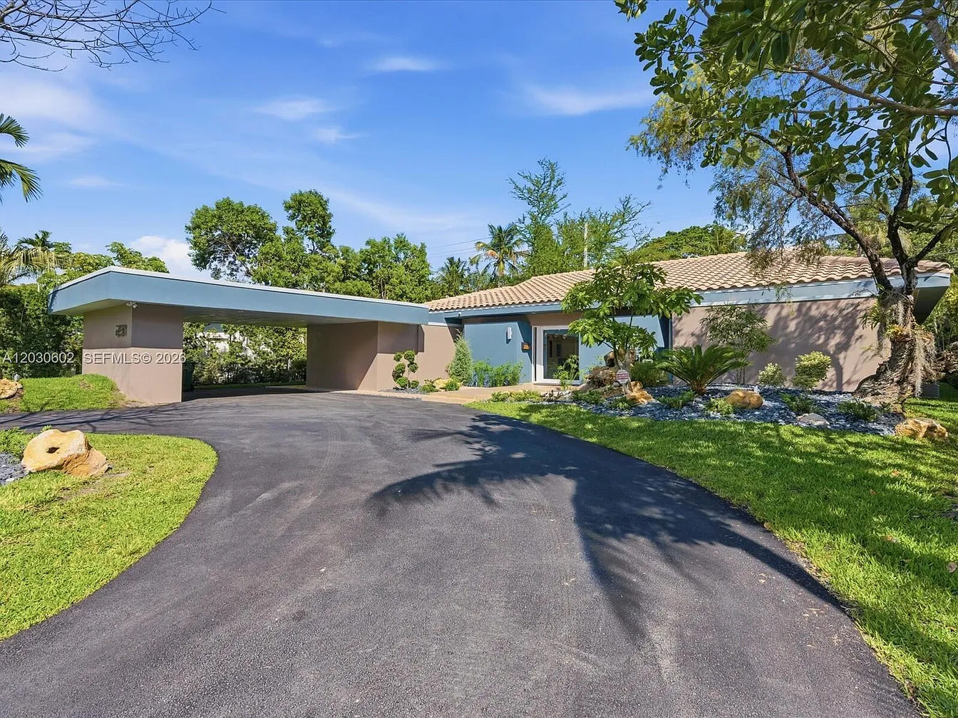 Miami Luxury Home with a Rare Underground