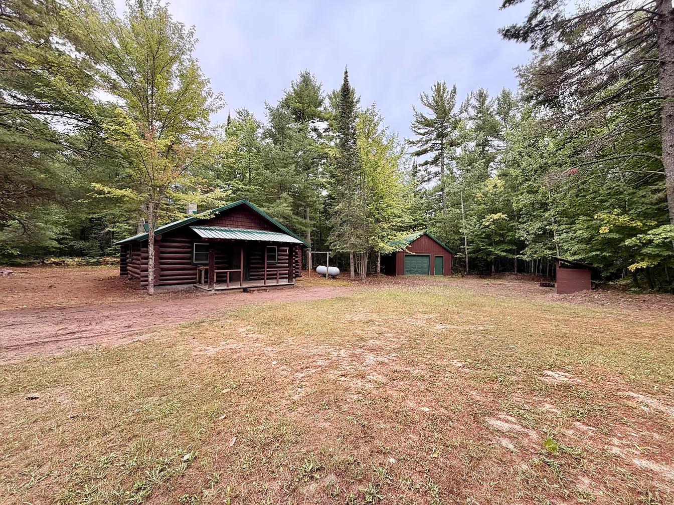 Secluded Log Cabin Retreat on 10 Acres in Michigan’s Upper Peninsula