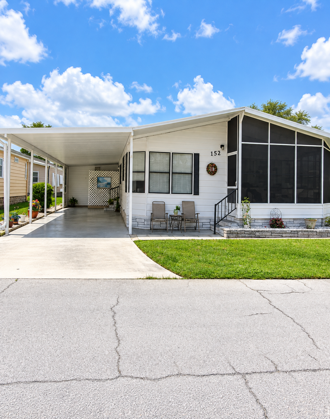 Charming Florida Retreat in Fort Myers with Beautiful Amenities